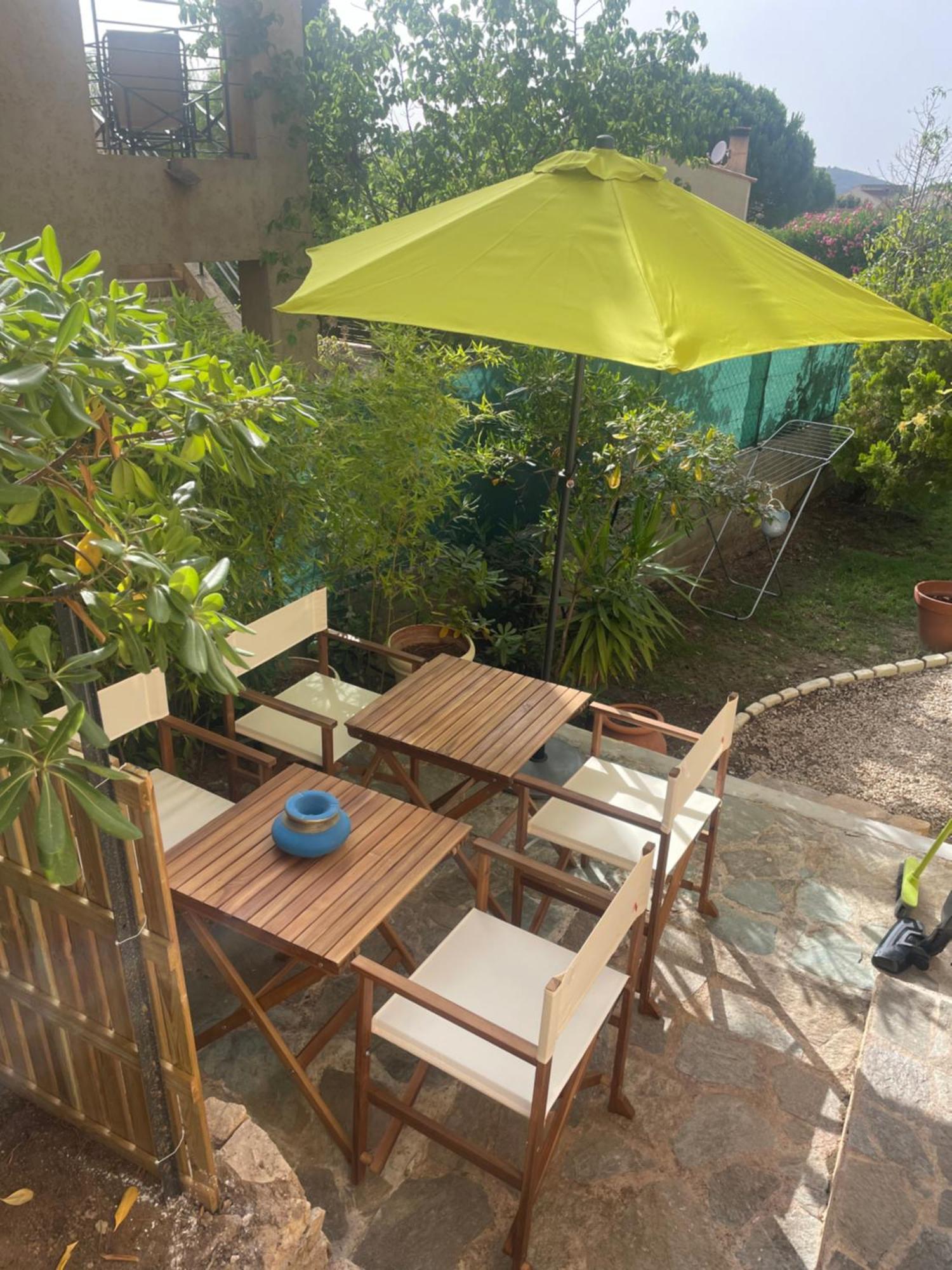 דירות מונטיסלו Casa Santa מראה חיצוני תמונה